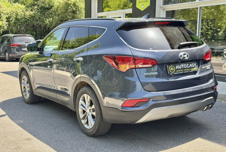 Hyundai SANTA FE 2.2 CRDi 200ch Creative 2WD BVA 7 Places / Camera / Siège chauffant / Entretien OK