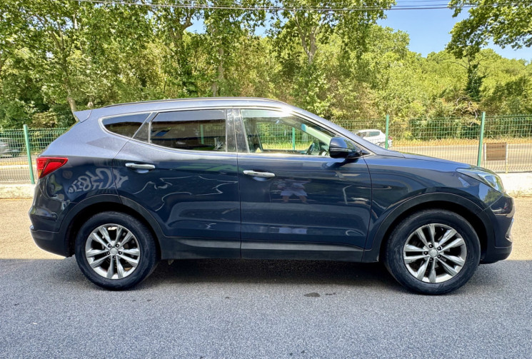 Hyundai SANTA FE 2.2 CRDi 200ch Creative 2WD BVA 7 Places / Camera / Siège chauffant / Entretien OK