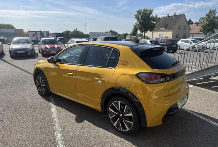Peugeot 208 1.5 BlueHDi 100ch S&S GT 