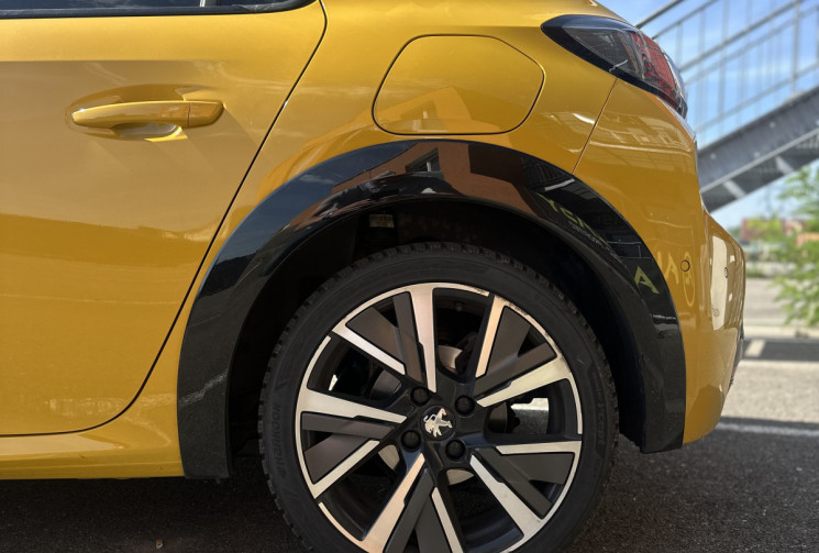 Peugeot 208 1.5 BlueHDi 100ch S&S GT 