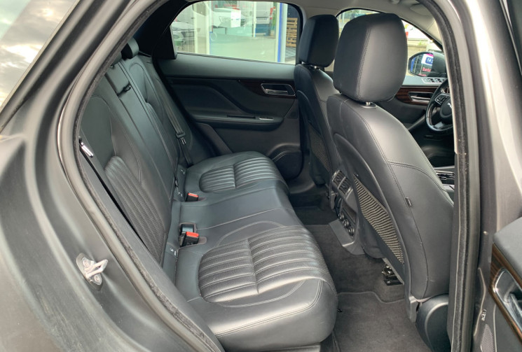 Jaguar F-Pace 2.0 179 20d Turbo Portfolio