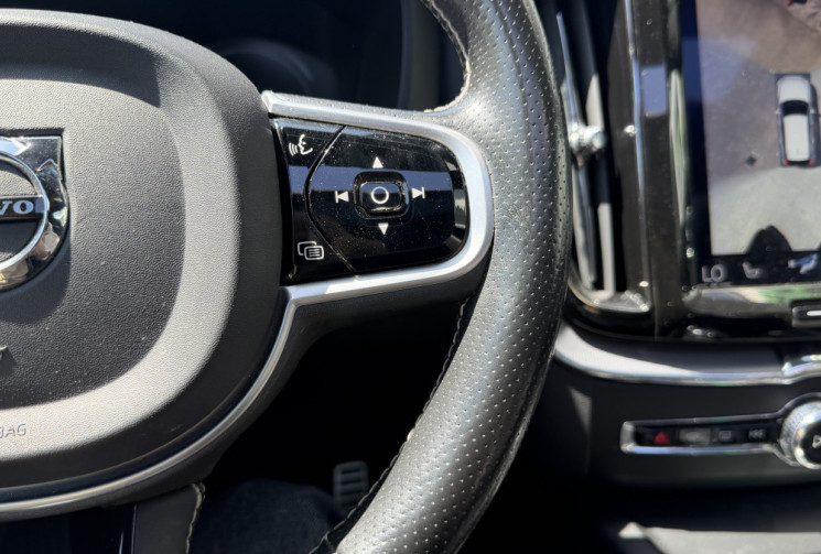 Volvo XC60 T8 Twin Engine 303+87 ch R-Design Geartronic 8