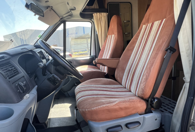 Ford Transit 2.2TDci 130 CampingCar 1ère main / Entretien complet