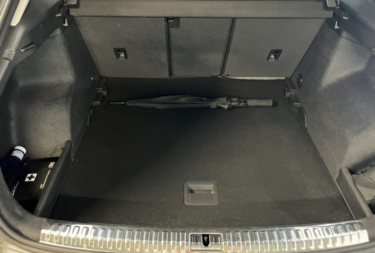 Audi Q3 35 TFSI 150 ch S tronic 7 Avus / 1°main / Historique AUDI
