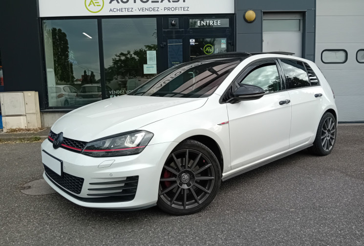 Volkswagen Golf 2.0 TSI 220 ch GTI DSG6 5p - Toit Ouvrant - Sièges chauffants -