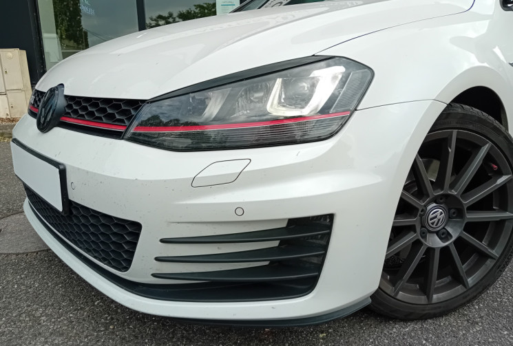 Volkswagen Golf 2.0 TSI 220 ch GTI DSG6 5p - Toit Ouvrant - Sièges chauffants -