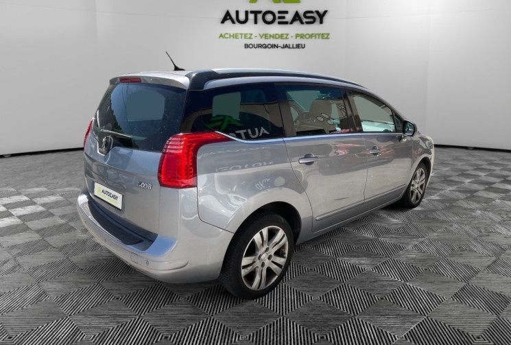 Peugeot 5008 1.6  BLUEHDI / 120 CH / BOITE AUTO / DISTRIB A JOUR