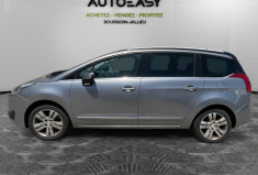 Peugeot 5008 1.6 / 120 CH / BOITE AUTO / DISTRIB A JOUR