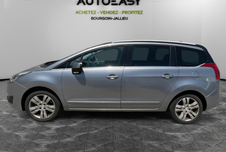 Peugeot 5008 1.6 / 120 CH / BOITE AUTO / DISTRIB A JOUR