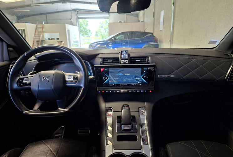 DS DS 7 Crossback E-TENSE 1.6  300 EAT8 4X4 RIVOLI / Plug in Hybrid  / TOIT OUVRANT PANORAMIQUE