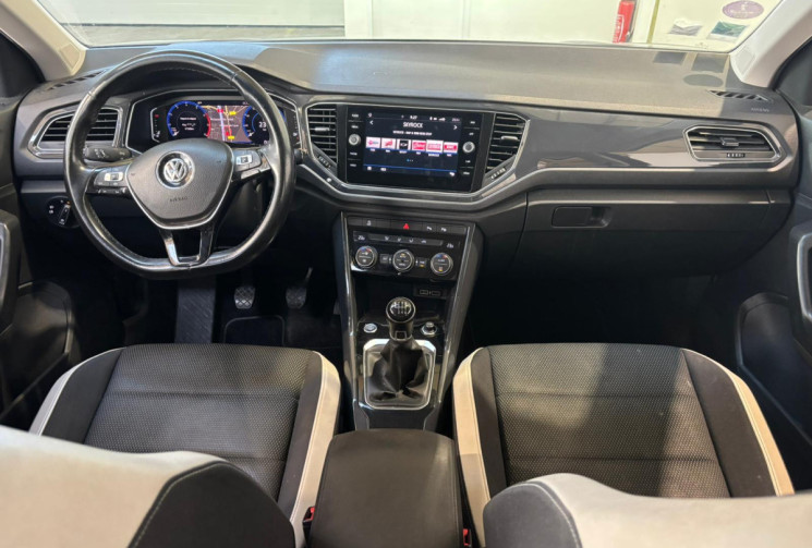 Volkswagen T-Roc VOLKSWAGEN T-ROC 1.5 TSI 150 CARAT  