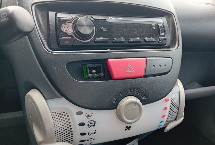 Peugeot 107 1.0 12v Urban 3p