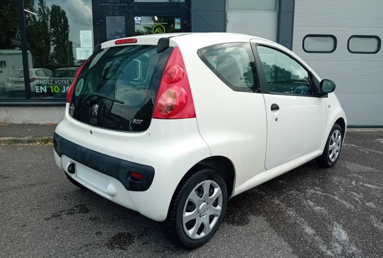 Peugeot 107 1.0 12v Urban 3p