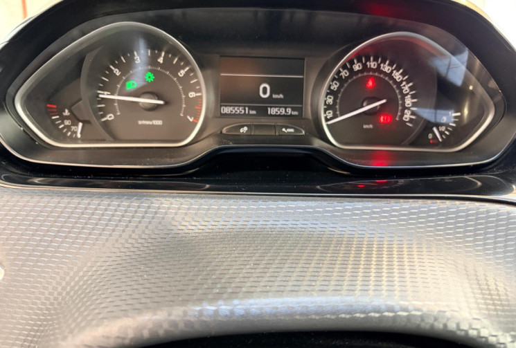 Peugeot 208 208 GT LINE  110cv / 1er MAIN / DISTRI OK / Full Entretien