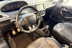 Peugeot 208 208 GT LINE  110cv / 1er MAIN / DISTRI OK / Full Entretien
