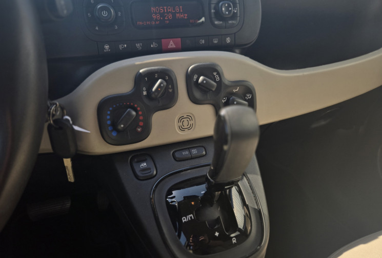 FIAT Panda  0.9 8v TwinAir 85ch S&S Lounge * Attelage