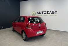Toyota Yaris 100 VVT-I CONFORT / 1er main