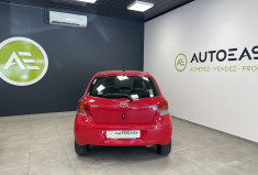 Toyota Yaris 100 VVT-I CONFORT / 1er main