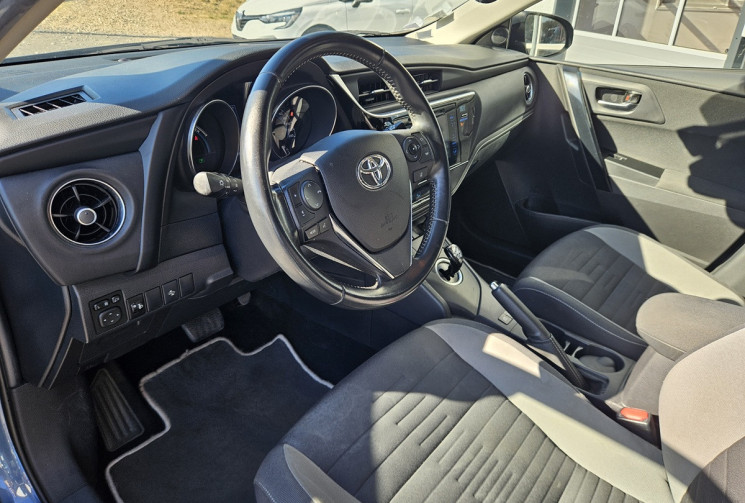 Toyota AURIS II PH2 1.8 HSD 136 DESIGN