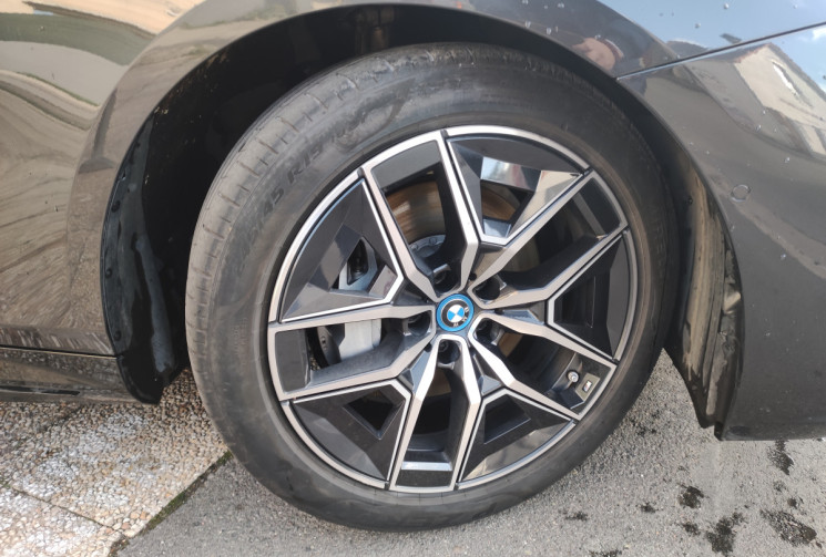 BMW Série 5 I5 G60 eDrive40 340 ch M Sport Edition / TVA RECUPERABLE / 94,4 %