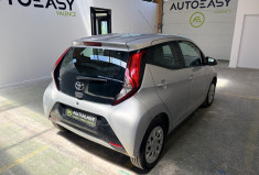 Toyota Aygo 2 - X PLAY -1.0 VVT-i 72 cv, boite auto/Camera 