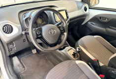 Toyota Aygo 2 - X PLAY -1.0 VVT-i 72 cv, boite auto/Camera 