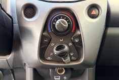 Toyota Aygo 2 - X PLAY -1.0 VVT-i 72 cv, boite auto/Camera 