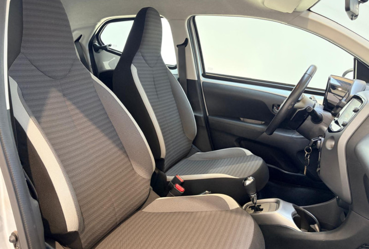 Toyota Aygo 2 - X PLAY -1.0 VVT-i 72 cv, boite auto/Camera 