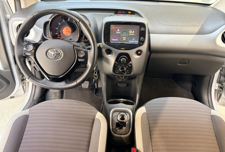 Toyota Aygo 2 - X PLAY -1.0 VVT-i 72 cv, boite auto/Camera 