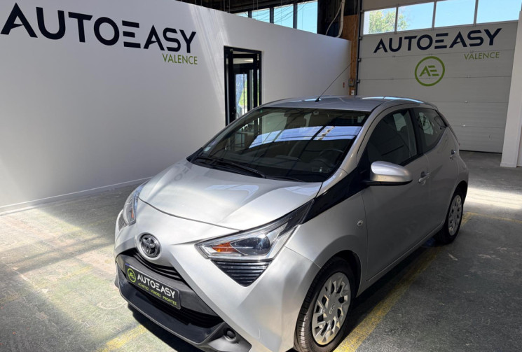 Toyota Aygo 2 - X PLAY -1.0 VVT-i 72 cv, boite auto/Camera 
