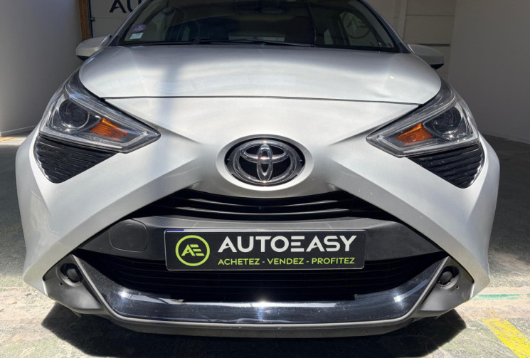 Toyota Aygo 2 - X PLAY -1.0 VVT-i 72 cv, boite auto/Camera 