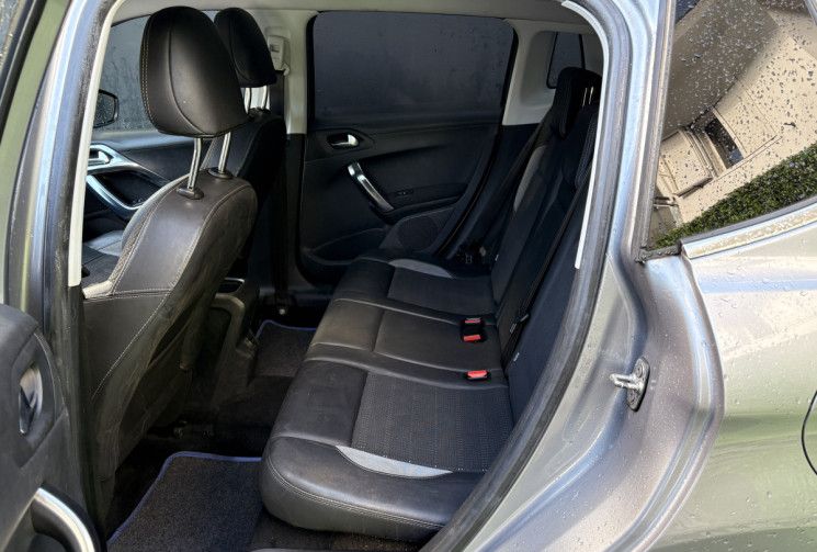 Peugeot 2008 5HB 1.6 VTi 16V 120 cv ALLURE