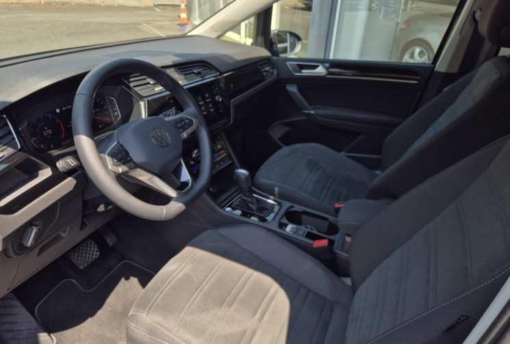 Volkswagen Touran 1.5 TSI 150 R-Line 7 places BVA