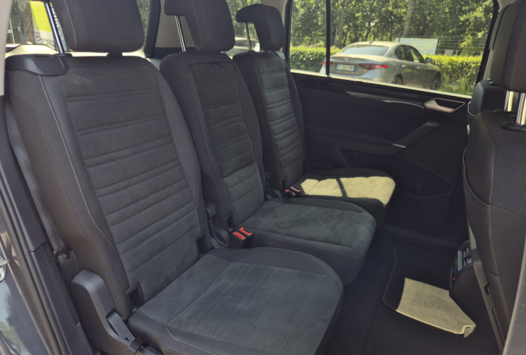 Volkswagen Touran 1.5 TSI 150 R-Line 7 places BVA