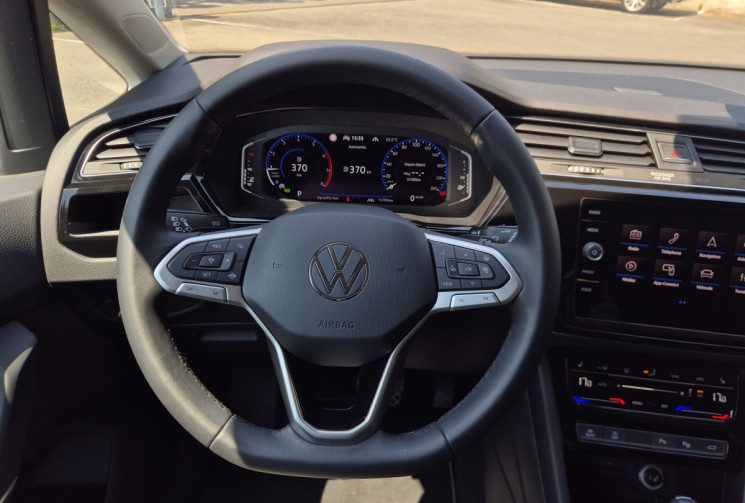 Volkswagen Touran 1.5 TSI 150 R-Line 7 places BVA