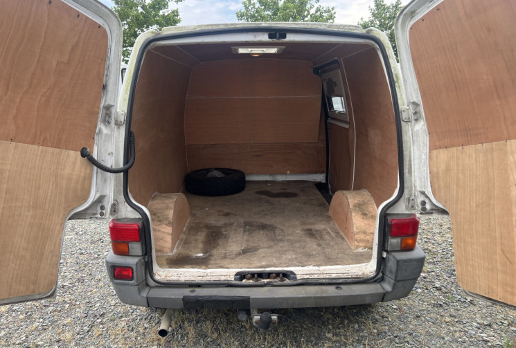 Volkswagen Transporter T4 TOLE 2.4D COURT 77 Kit bois / Porte latérale