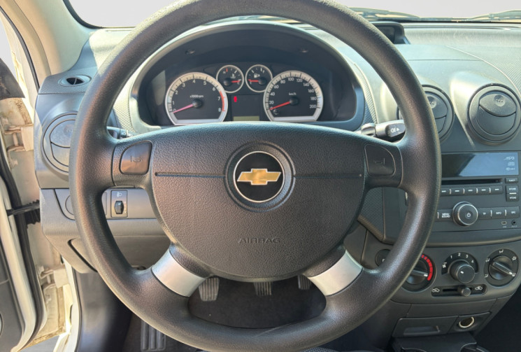 Chevrolet Aveo 1.2 i 16V HATCHBACK