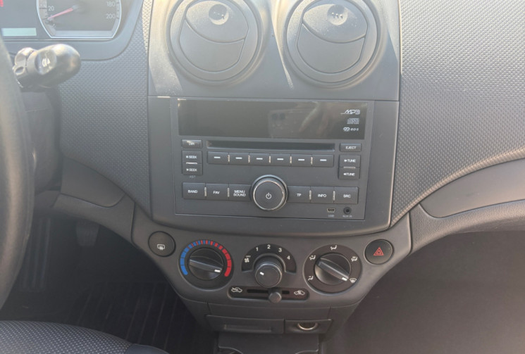 Chevrolet Aveo 1.2 i 16V HATCHBACK