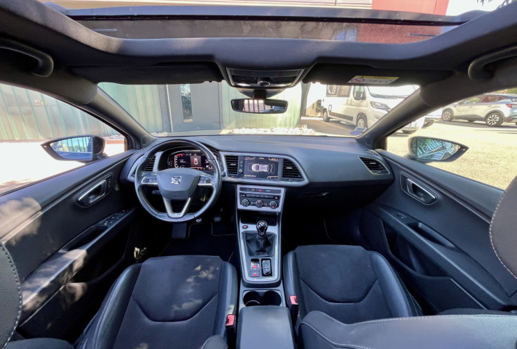 SEAT Leon 1.5 TSI 150ch Xcellence / 1ère Main / Toit Ouvrant / Suivi d'entretien / Très bon état