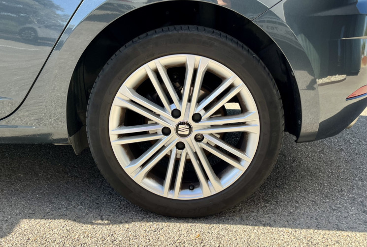 SEAT Leon 1.5 TSI 150ch Xcellence / 1ère Main / Toit Ouvrant / Suivi d'entretien / Très bon état