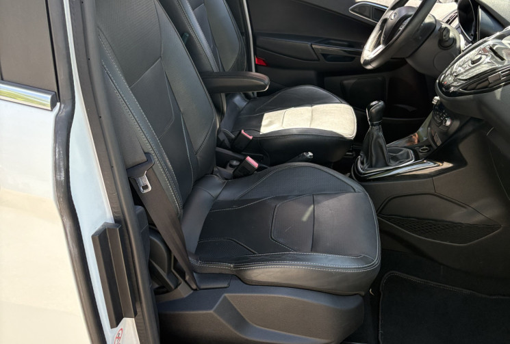 Ford B-MAX 1.6 TDCI 95cv TITANIUM / faible km 60000 / PETIT PRIX