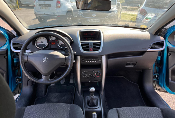 Peugeot 207 3 portes 1.4 e 16V 90cv Sport pack