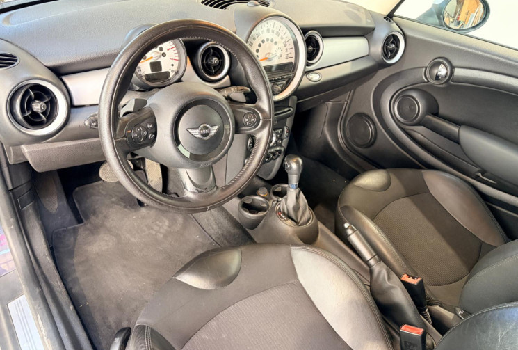 Mini Mini COOPER D PACK CHILI - Boite Auto +Palette -  entretien à Jour - Km certifié