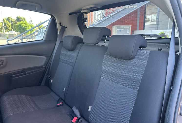 Toyota Yaris 100 VVT -I DYNAMIC 5P
