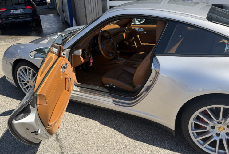Porsche 911 997 carrera 4S 3.8 tiptronic pack chrono