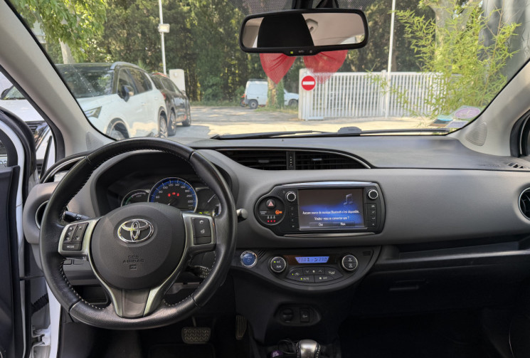 Toyota Yaris 1.5 Hybrid 100h Dynamic 5p / Suivi Complet Toyota / Caméra / Keyless