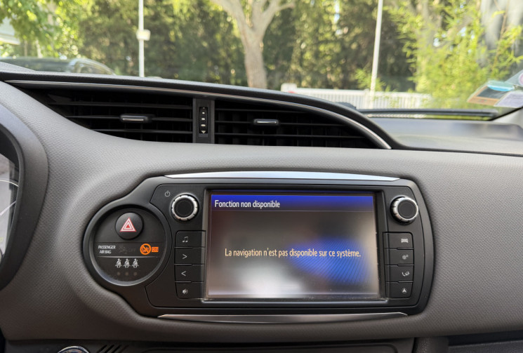 Toyota Yaris 1.5 Hybrid 100h Dynamic 5p / Suivi Complet Toyota / Caméra / Keyless