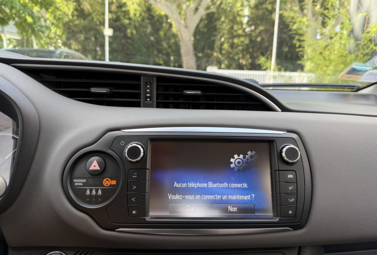 Toyota Yaris 1.5 Hybrid 100h Dynamic 5p / Suivi Complet Toyota / Caméra / Keyless