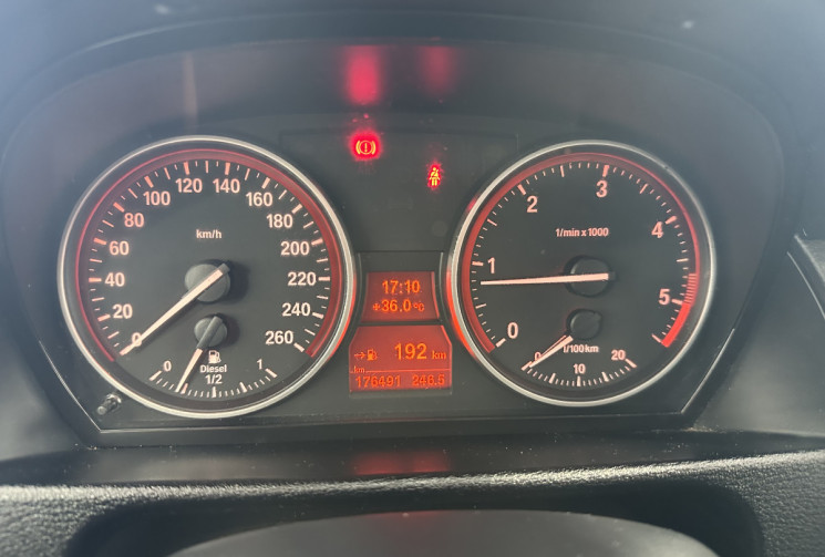 BMW X1  177 Confort / Régulateur / Climatisation