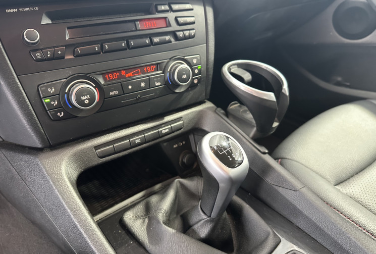 BMW X1  177 Confort / Régulateur / Climatisation